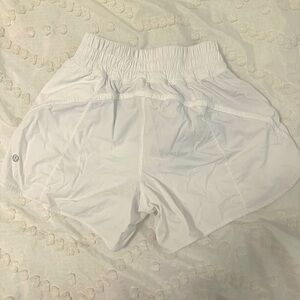 Lululemon Track That High-Rise Lined Short 3"🤍